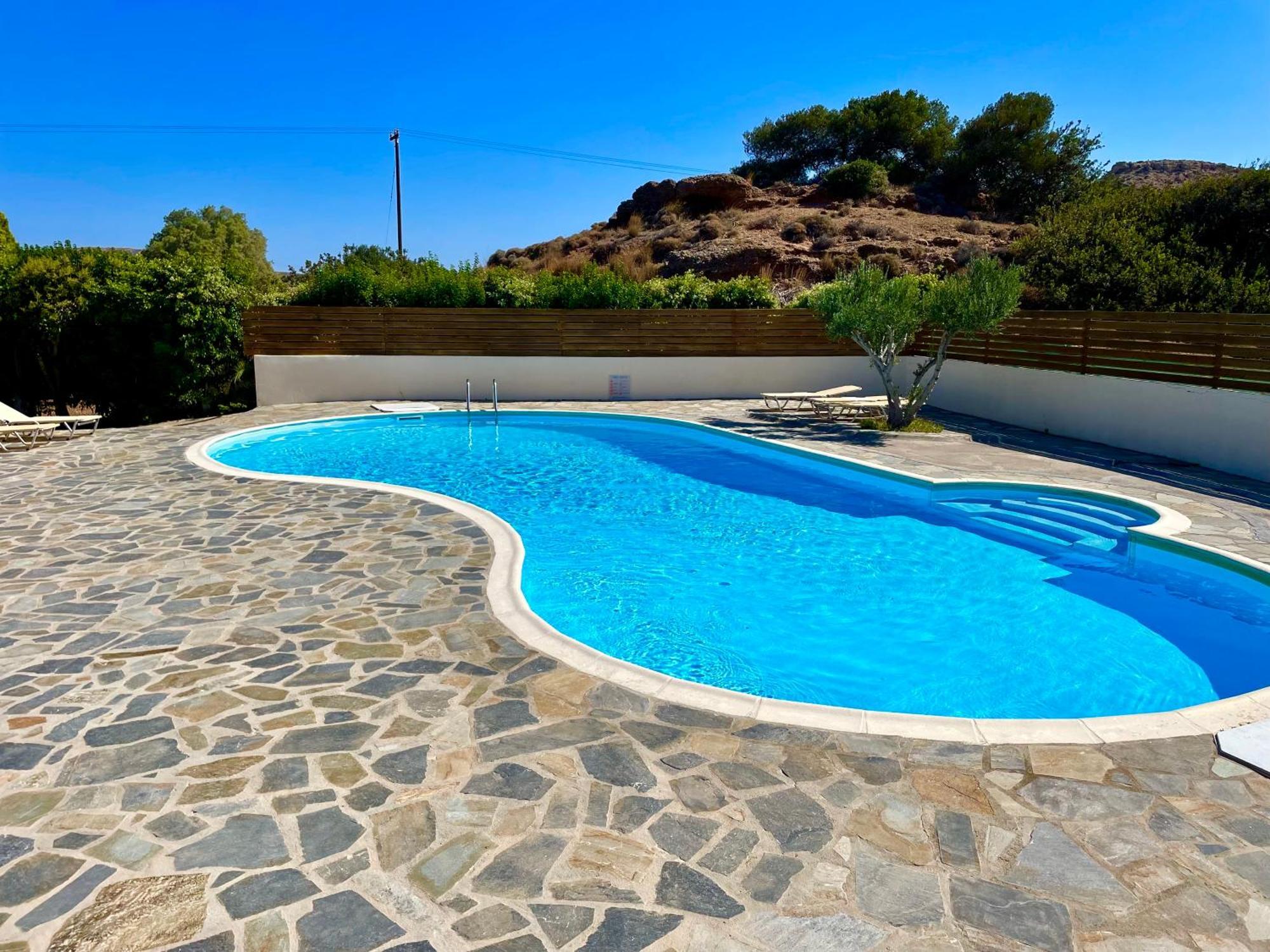 Rousolakos Pool Apartments Палекастрон Екстериор снимка