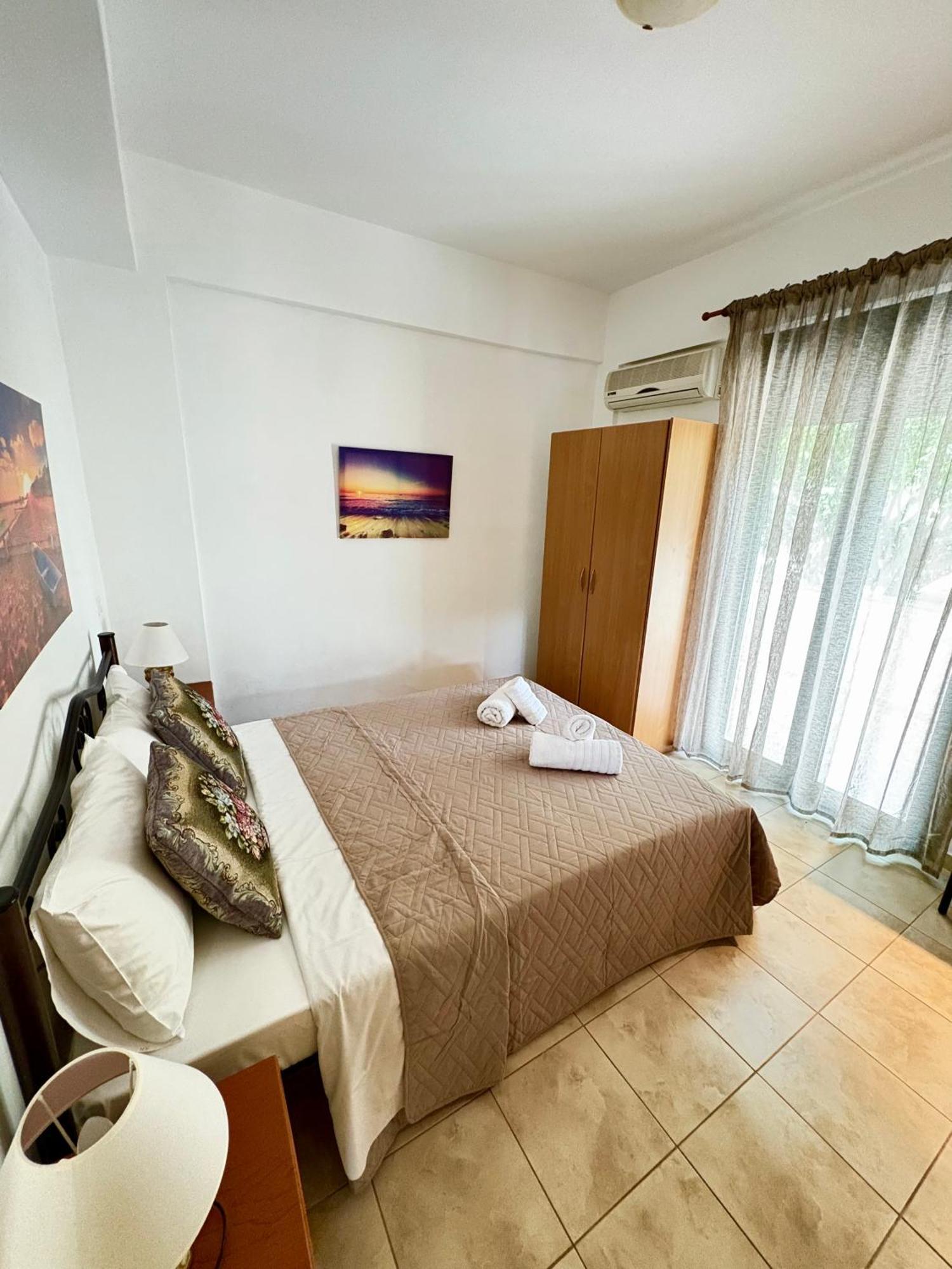 Rousolakos Pool Apartments Палекастрон Екстериор снимка